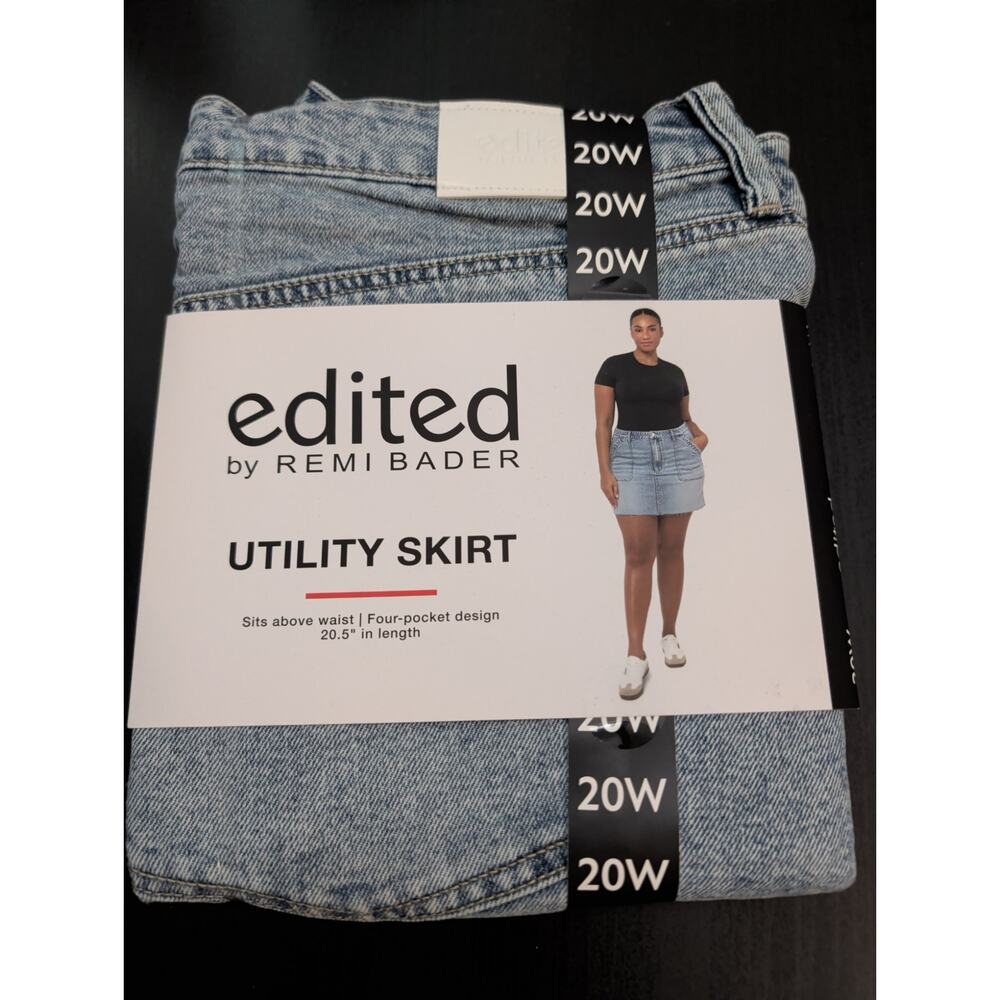 Women's Edited by Remi Bader Utility Jean Skirt Light Wash Size 20W